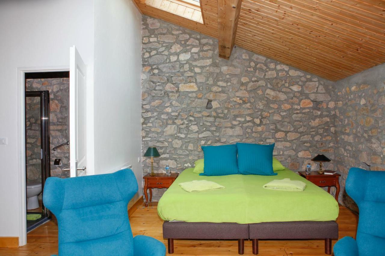 Moulin D'Entre Les Roches Bed & Breakfast Puivert Eksteriør bilde